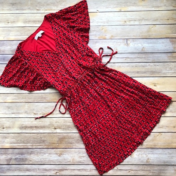 LOFT Dresses & Skirts - LOFT Petites V Neck Dress